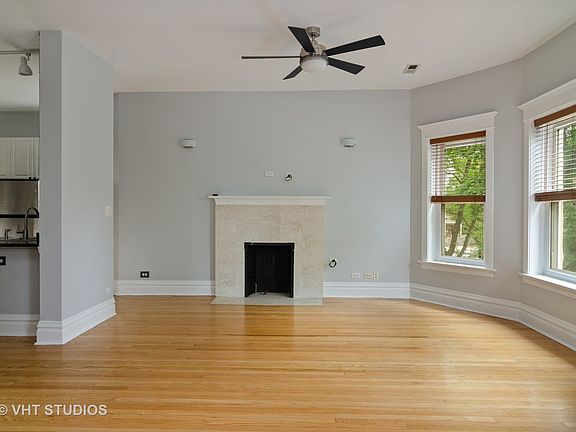 3rd image of 3131 N Clifton Ave APT 2