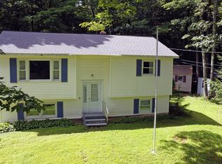 800 Prescott Rd, Manchester, ME 04351