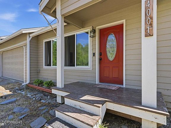 4th image of 4001 S Meadow Dr