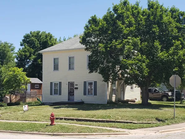 530 Clarksville Rd, Pittsfield, IL 62363