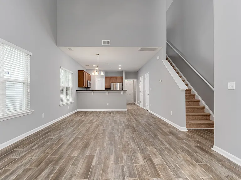 223 Chestnut Oak Ln — Photo 12