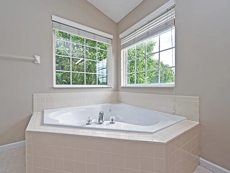 8097 Winding Creek Ct — Photo 27