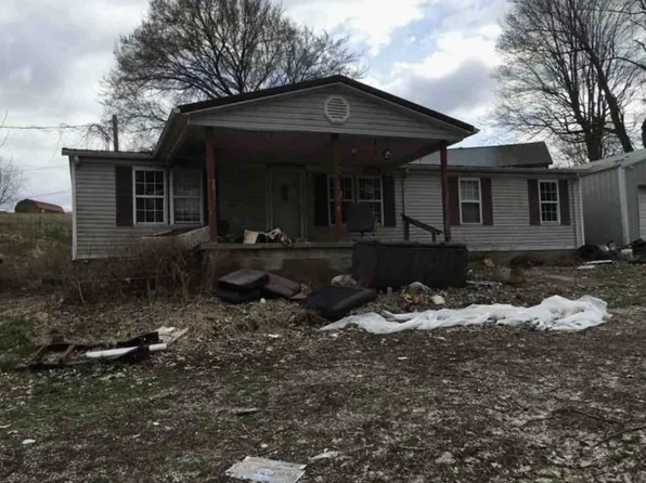 209 Hillside Dr, Cloverport, KY 40111