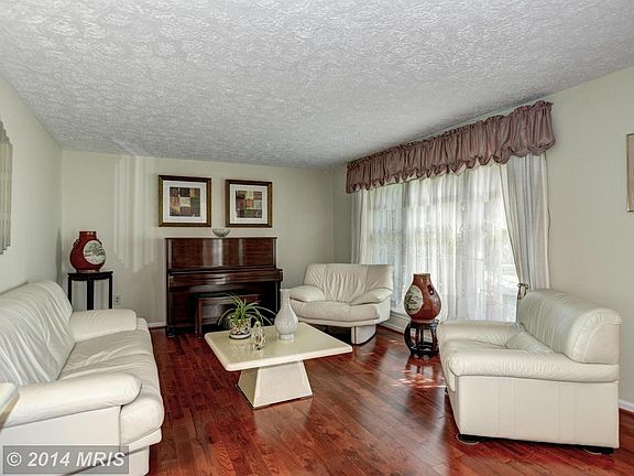 2nd image of 14618 Settlers Landing Way