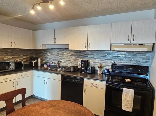 UNIT 204-315 Kingsmere BOULEVARD, Saskatoon, SK S7J 3R1