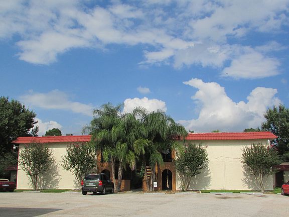 4th image of 15525 Blackhawk Blvd APT 14