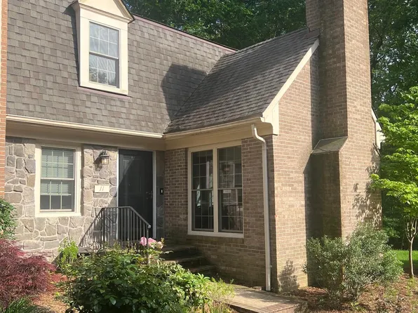 11 Bentridge Ct, Rockville, MD 20854