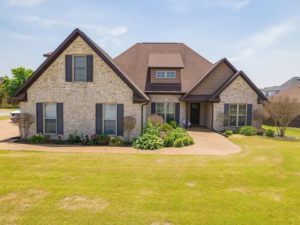 118 Long Leaf Dr, Medina, TN 38355