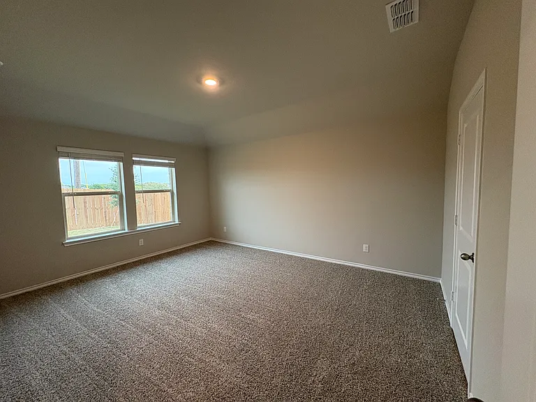 548 Mash Ln — Photo 9