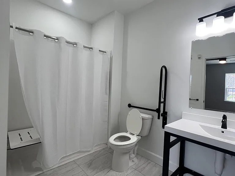 24 S Elm St #105 — Photo 10