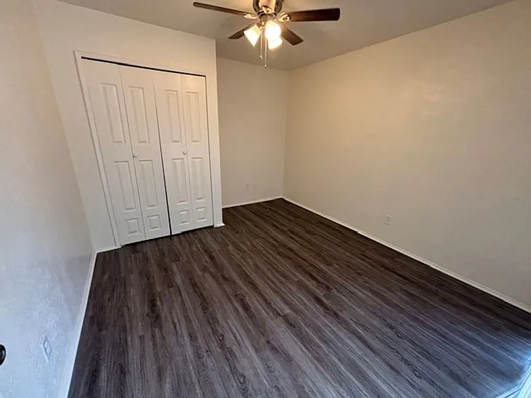 2517 Limestone Dr — Photo 13