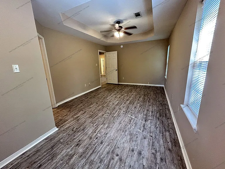 4806 Park Ave — Photo 26