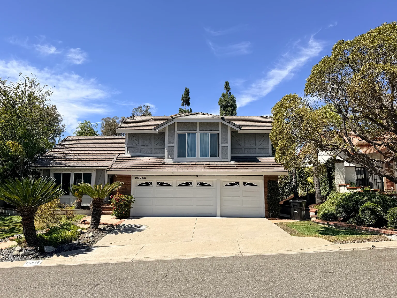 4 bed, 2554 sqft, $6,000 — Photo 3