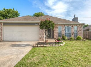 1306 W Pittsburg Pl, Broken Arrow, OK 74012