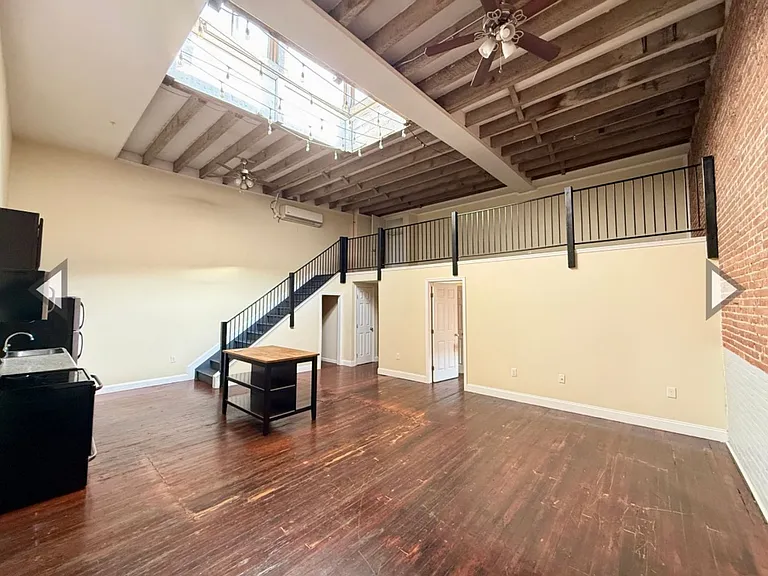 507 N Paca St — Photo 1
