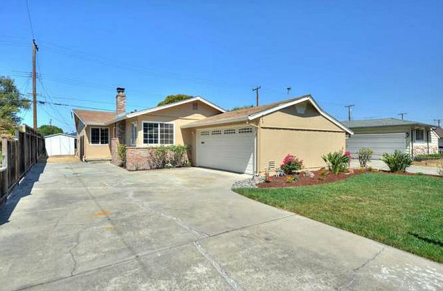 1st image of 3151 Santa Maria Ave