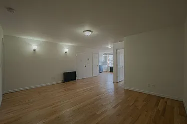 Rented by TM Realty Exchange Inc.