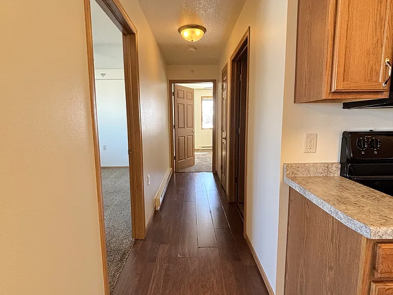 493 E South Ave #11 — Photo 4
