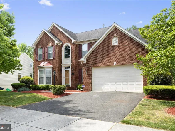 11601 Carriage Crossing Dr, Upper Marlboro, MD 20772