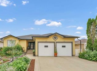 143 S Spruce Close SE, Medicine Hat, AB T1B 4L7