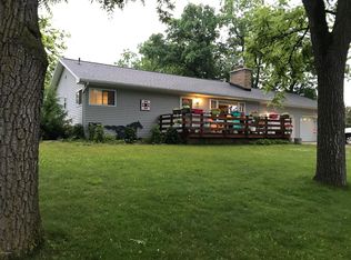 123 W Gilson St, Edmore, MI 48829