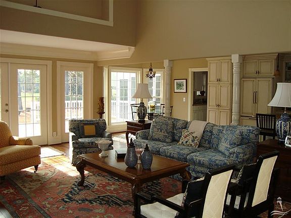 4th image of 4418 Wildrye Drive SE
