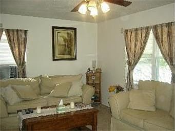 2nd image of 2818 Highland Dr