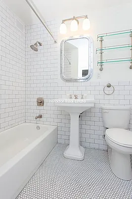 Rented by Mirador Real Estate | media 27