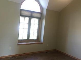 1615 Timberline Dr, Rose Hill, KS 67133