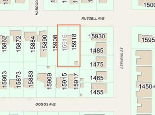 15916 Russell Ave, White Rock, BC V4B 2S4