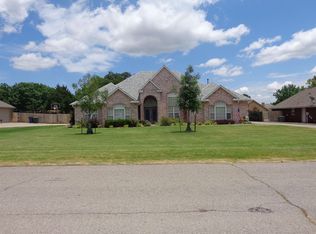 3302 Twilight Beach Rd, Duncan, OK 73533