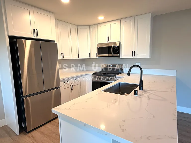 4572 34th St #6 — Photo 1
