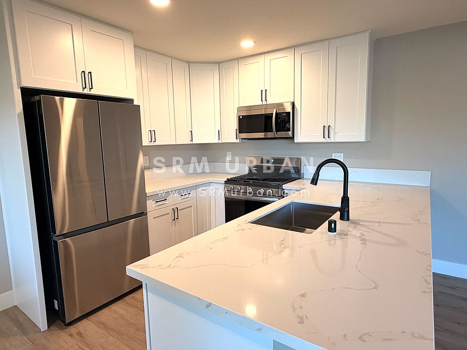 1st image of 4572 34th St #6