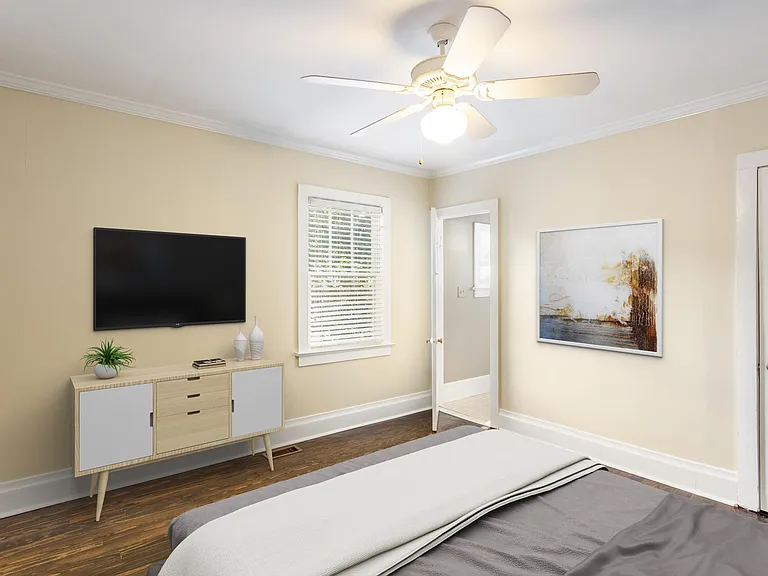 1002 Center St NW #B — Photo 10