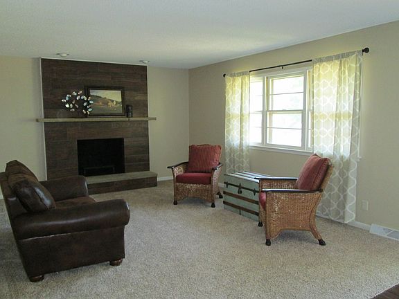 Plush Carpeting! 
