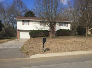175 Melody Ln, Ringgold, GA 30736