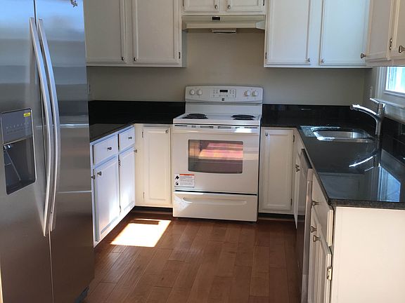  new counter top/ range