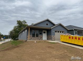 1601 Cherry St, Quincy, IL 62301