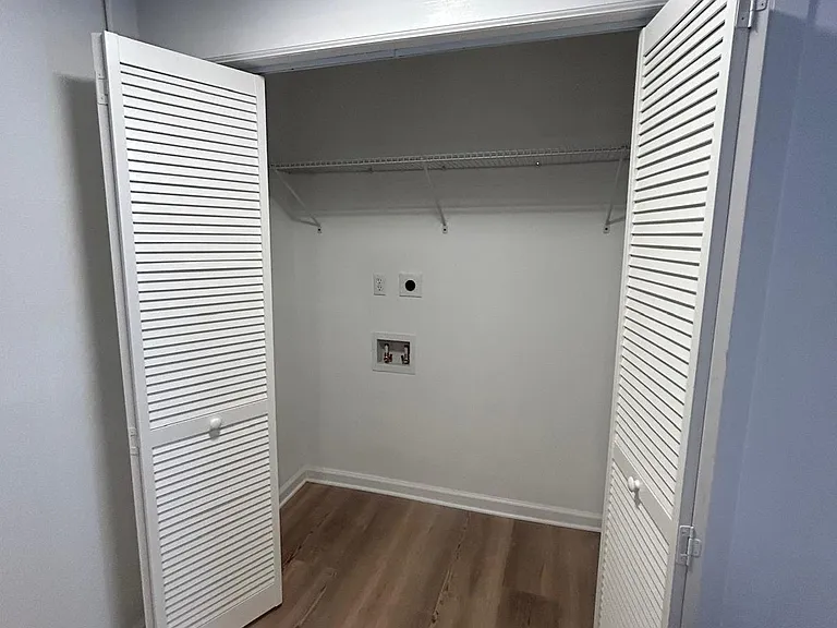 2916 Portland Ave #4 — Photo 8