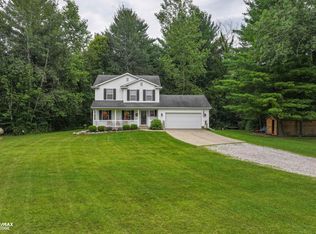 6971 Twin Creek Dr, Millington, MI 48746