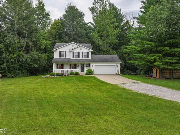 6971 Twin Creek Dr, Millington, MI 48746