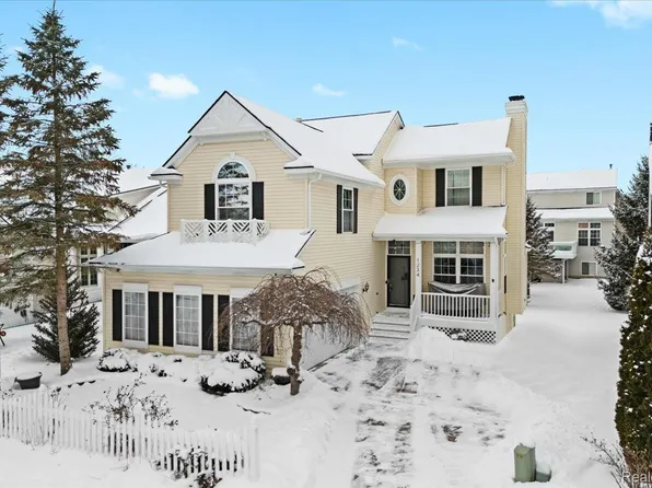 1234 Hudson Dr, Howell, MI 48843