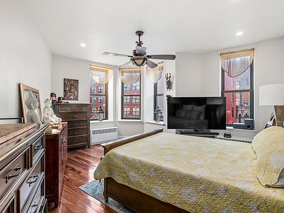 3rd image of 209 W 118th St APT 3K