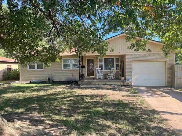 111 E Josephine Ave, Augusta, KS 67010