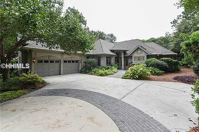 1st image of 14 Branford Ln