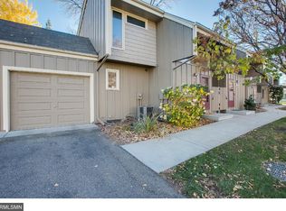 322 44th St E, Minneapolis, MN 55409