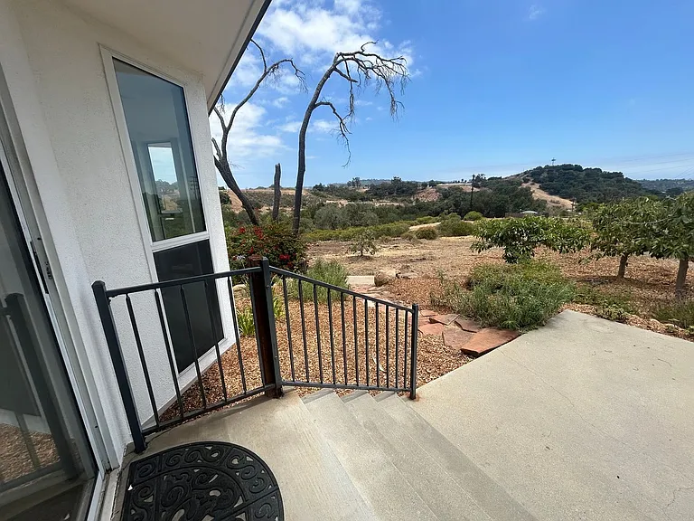 4491 La Paloma Ave — Photo 15