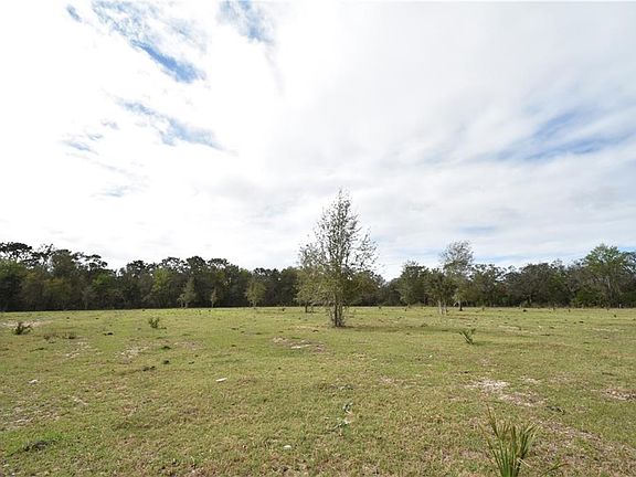 2nd image of Alta Vista Way