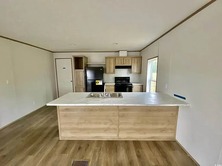 1434 Nathan Dr — Photo 8