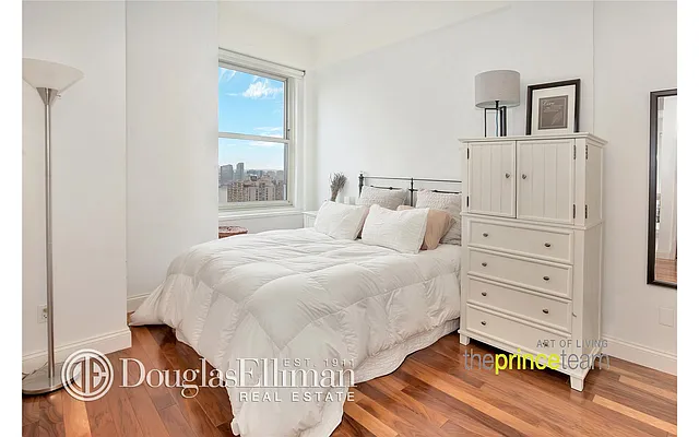 Rented by Douglas Elliman | media 21